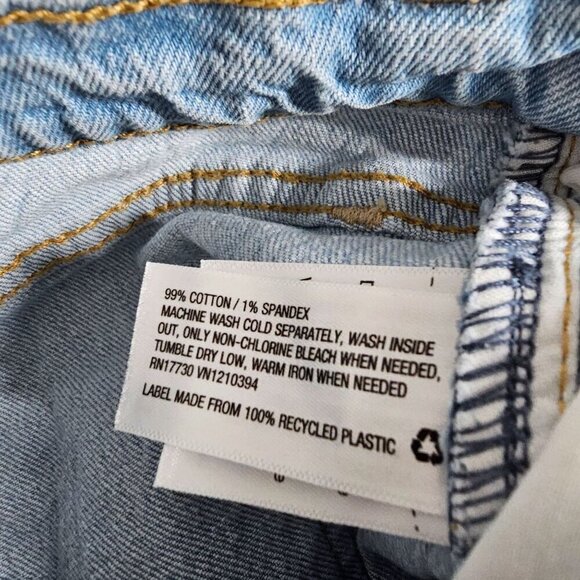 Universal Thread Vintage Bootcut Denim Jeans Hi-Rise Light Blue Plus Size 16x33R - Picture 9 of 14